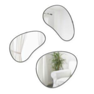 Oglinda HUBBA PEBBLE SET, 3 buc | titan este un set de trei oglinzi de perete care adaugă un element modern și jucăuș interiorului tău.