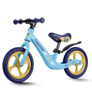 Bicicletă de echilibru pentru copii FUNNU, albastru | Ricokids îi ajută pe copii să își dezvolte încrederea în sine în timpul primelor plimbări, punând accent maxim pe siguranță și confort.