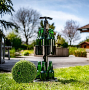Răcitor de bere PREMIUM, HopfenHÖHLE HH | BGU-HH-PREMIUM este o soluție elegantă și practică pentru răcirea rapidă și eficientă a sticlelor direct în pământ.