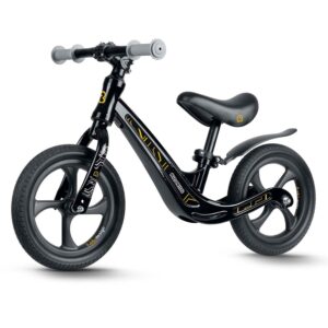 Bicicleta de echilibru pentru copii FUNNU, neagră | Ricokids îi ajută pe copii să își dezvolte încrederea în sine în timpul primelor plimbări, punând accent maxim pe siguranță și confort.
