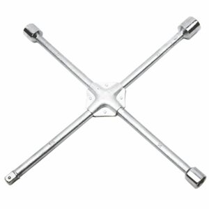 Cheie cruciformă pentru roți, 17x19x22mm, 1/2” | TOPEX este destinată schimbării confortabile a roților autoturismelor, fiind echipată cu mai multe dimensiuni de capete.