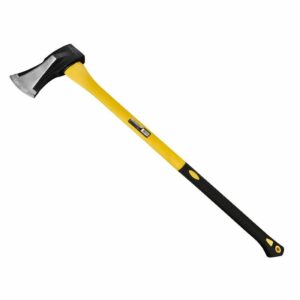 Toporul de despicat din fibră de sticlă, 3000g, 860mm | KD215 este o unealtă robustă, potrivită pentru lucrări mai grele la despicarea lemnelor acasă sau la cabană.